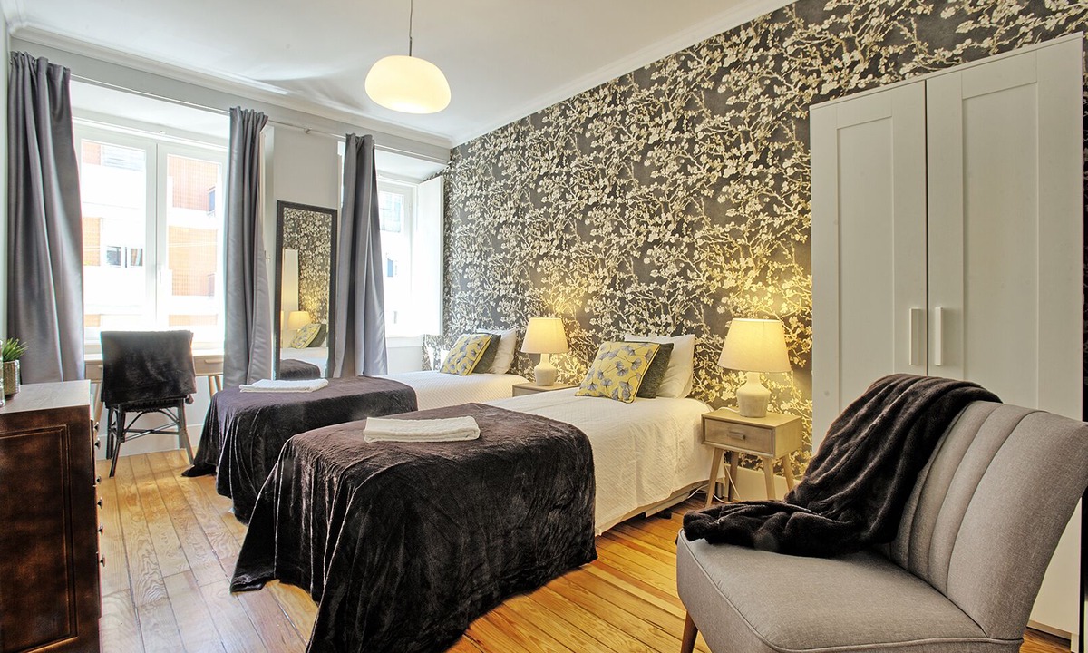 Lisbon Old Town Apartment | Angel's Chic