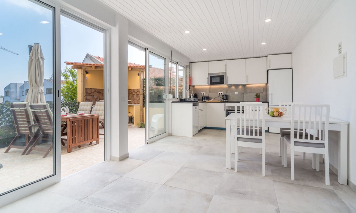 Estoril Apartment | Santa Catarina Terrace