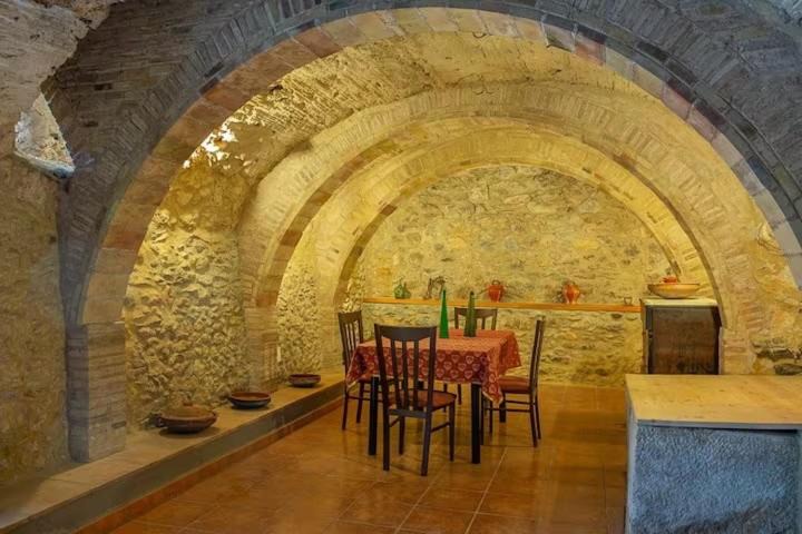 Boadella i les Escaules House | Can Riqué
