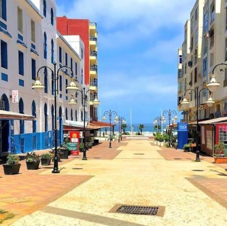 Larache Apartment | Belle Appartement Moderne Centre Larache Wifi Parking Ascenseur Clim Plage Gardien