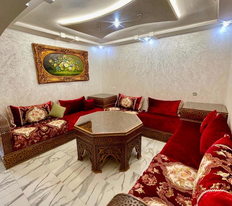 Quartier Mozart Apartment | Place Mozart Beach, coastal road and TGV station 5 min away