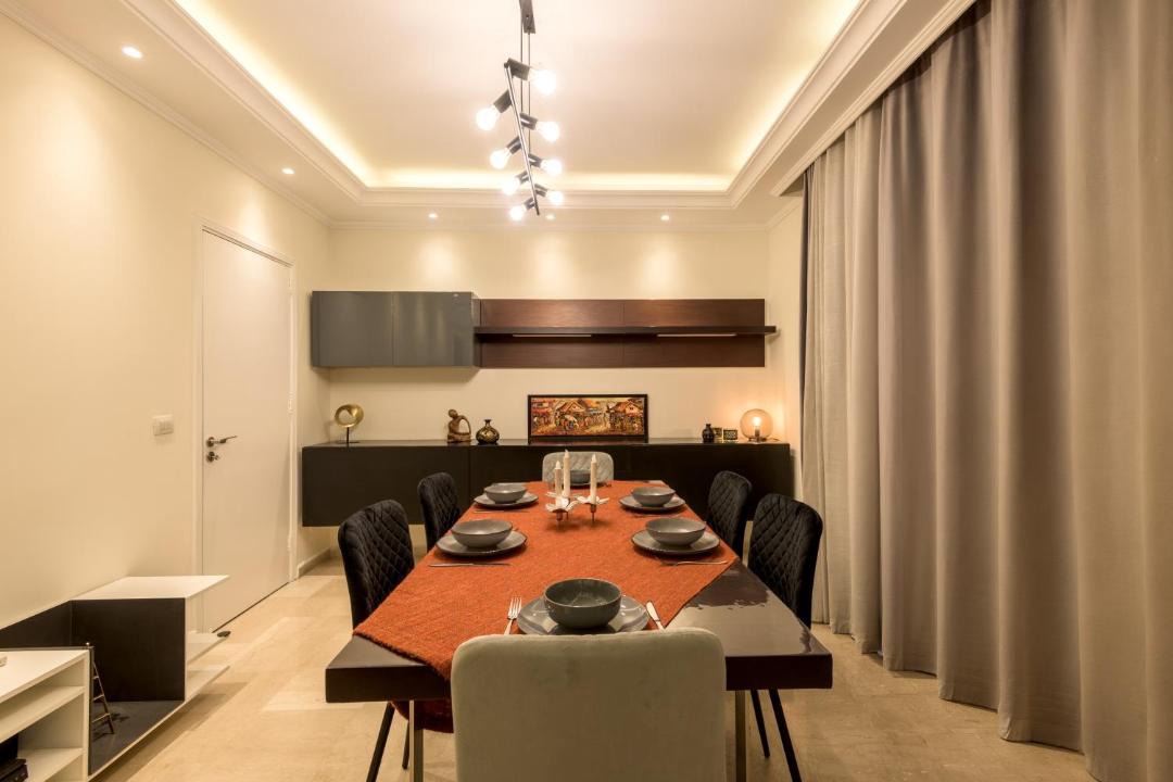 Beirut Apartment | Beyroot, a prime downtown beirut 3 bedroom apartment, 24 7 power