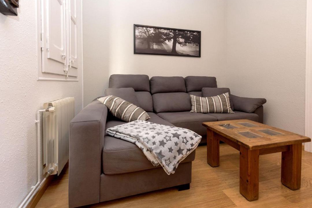 el Camp d'en Grassot i Gracia Nova Apartment | Apartment Sagrada Familia Grassot - Industria by Interhome