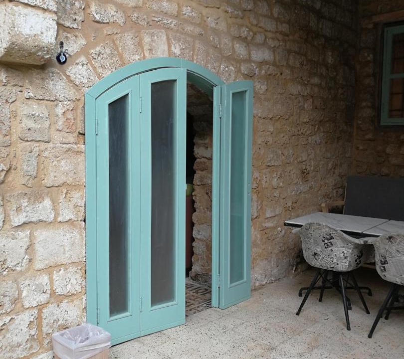 Tyre Bed & Breakfast | Dar Camelia