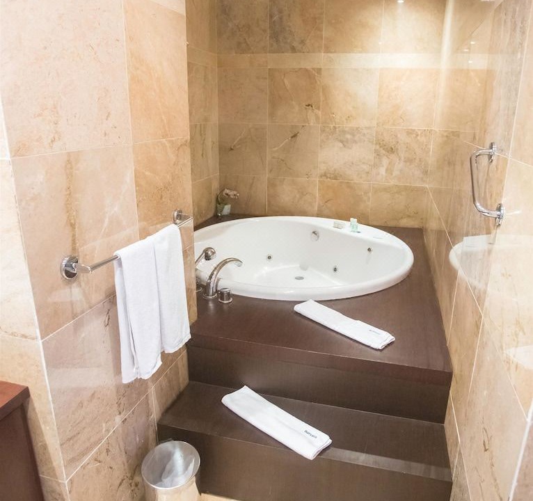 Photo of Bathroom in Gauthier