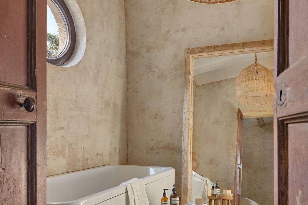 Photo of Bathroom in Queixas