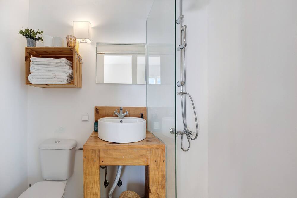Photo of Bathroom in Igreja Nova