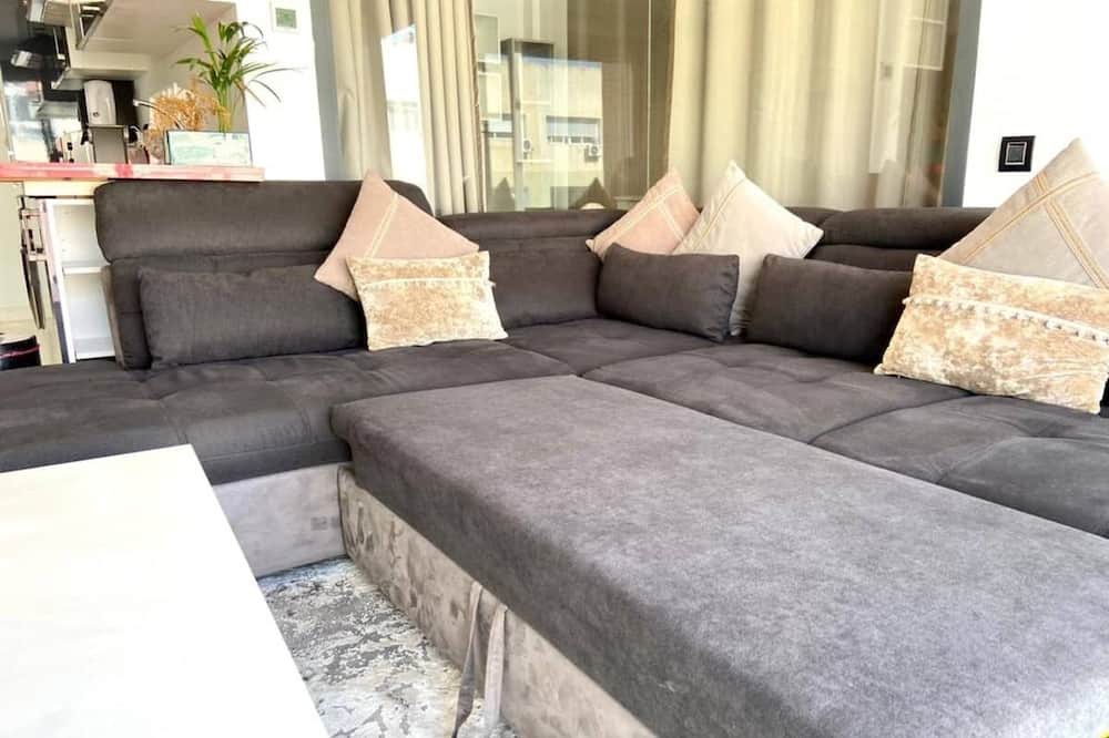 Photo of Livingroom in Anfa