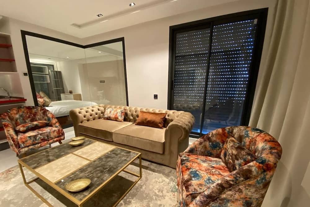 Photo of Livingroom in Anfa