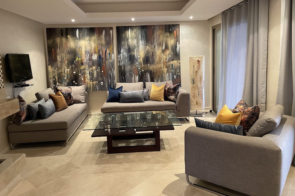 Photo of Livingroom in Plage des Nations