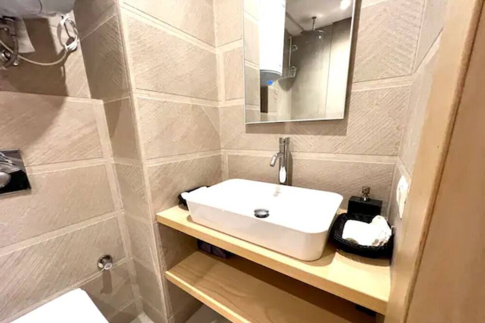 Photo of Bathroom in RACINE EXTENSION