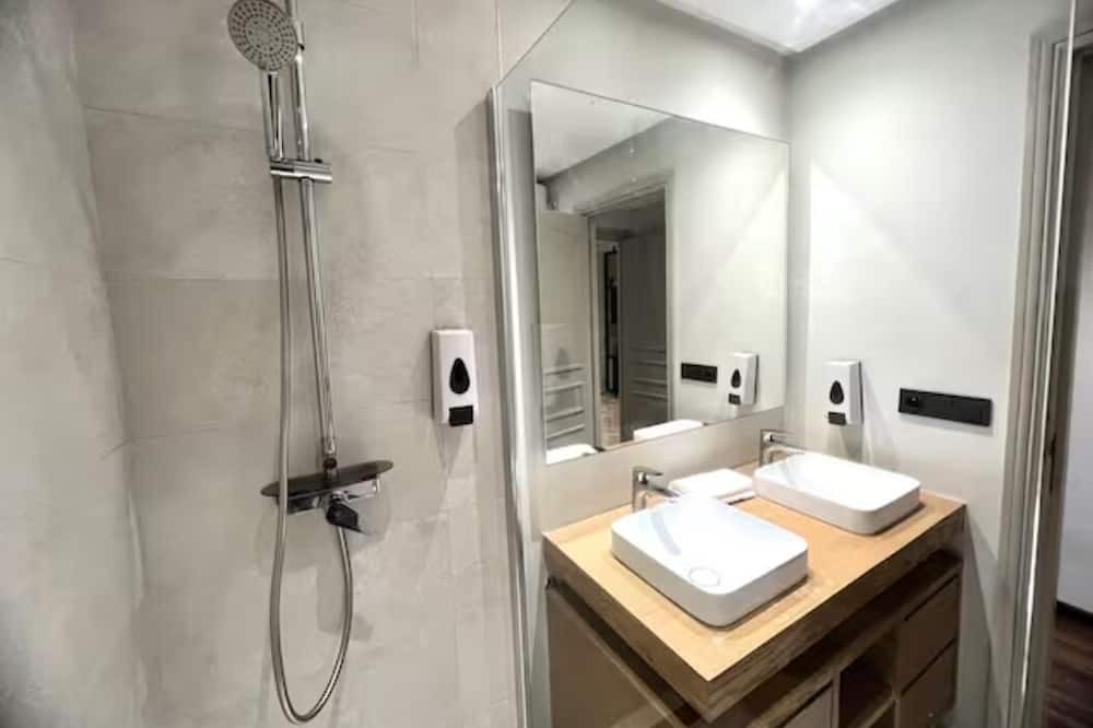 Photo of Bathroom in RACINE EXTENSION