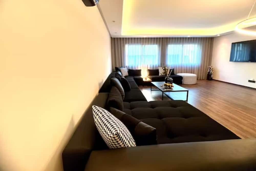 Photo of Livingroom in RACINE EXTENSION