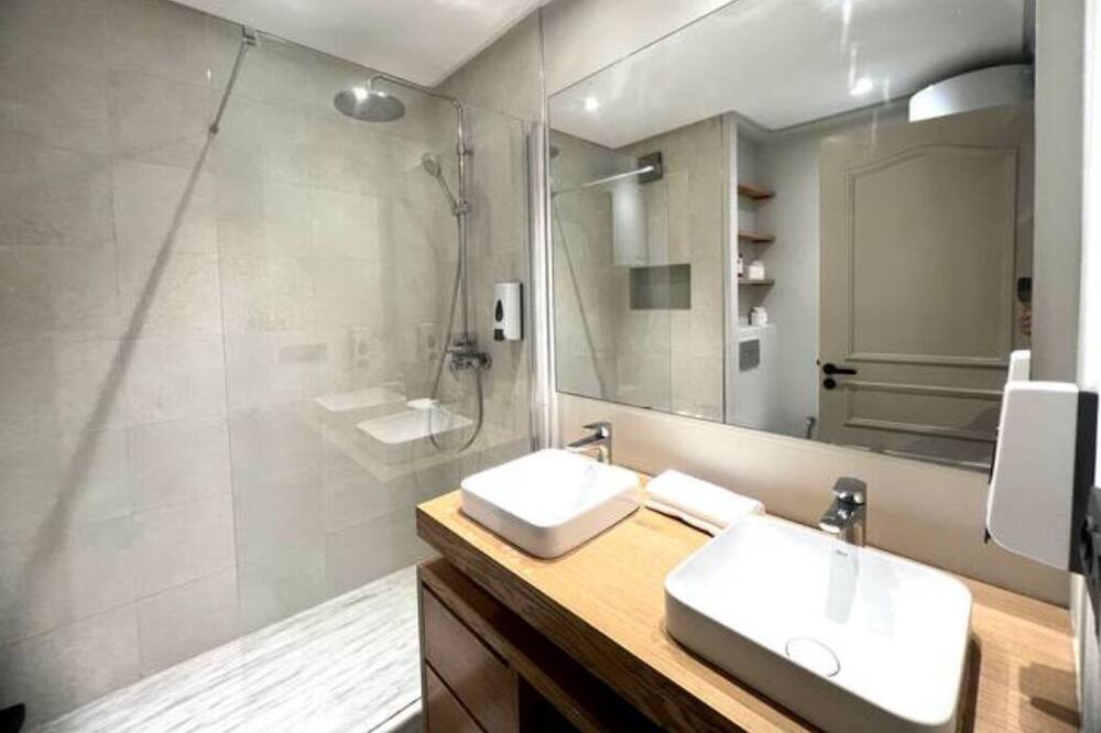 Photo of Bathroom in RACINE EXTENSION