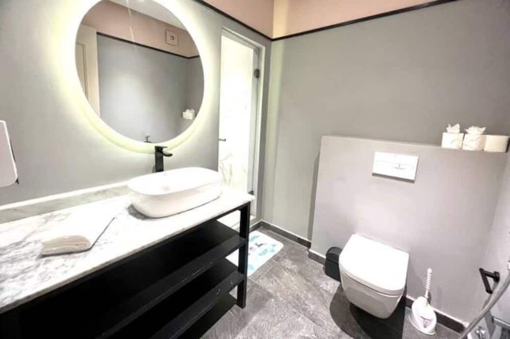Photo of Bathroom in RACINE EXTENSION