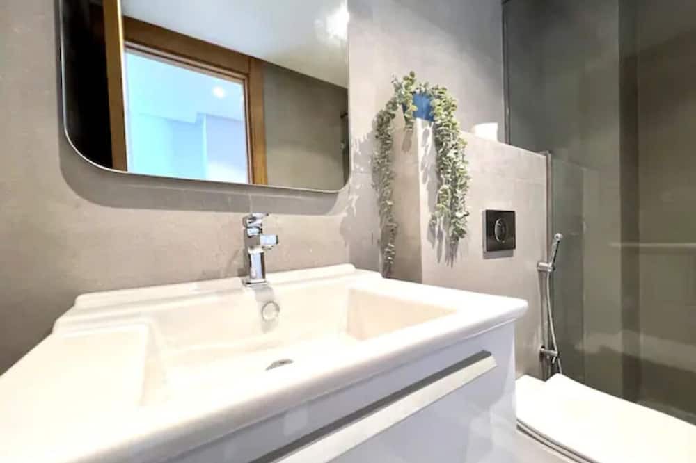 Photo of Bathroom in RACINE EXTENSION