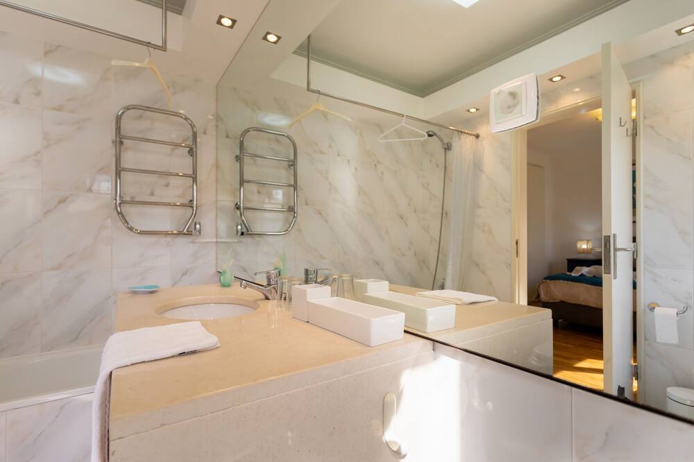 Photo of Bathroom in Charneca da Cotovia