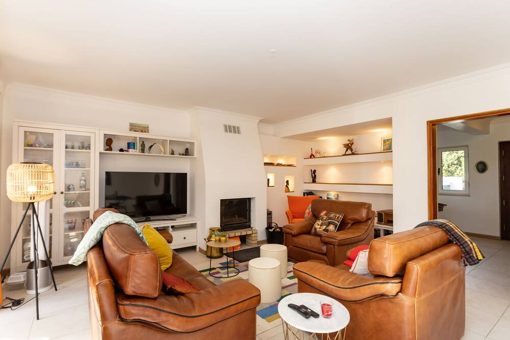 Photo of Livingroom in Charneca da Cotovia
