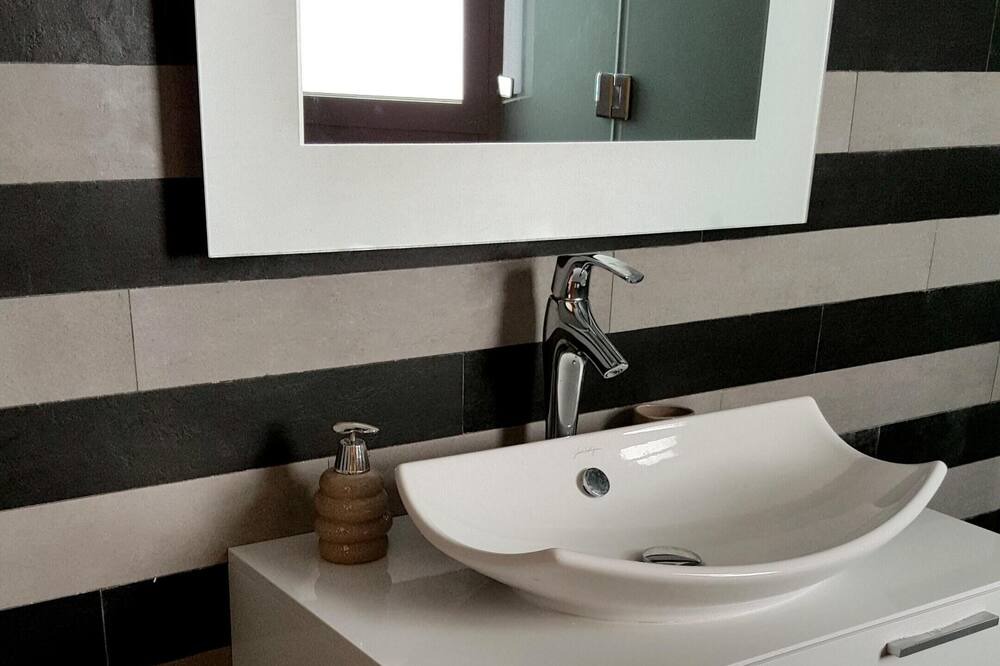 Photo of Bathroom in Medina