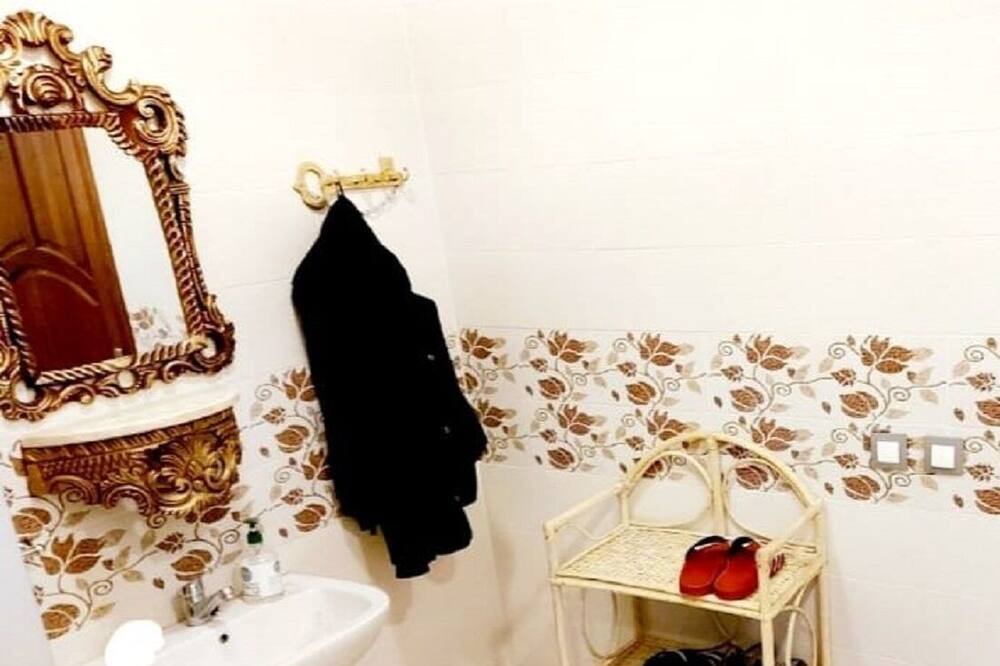 Photo of Bathroom in Quartier Des Mimosas