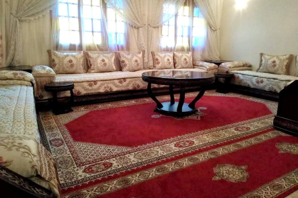 Photo of Livingroom in Ain Chock