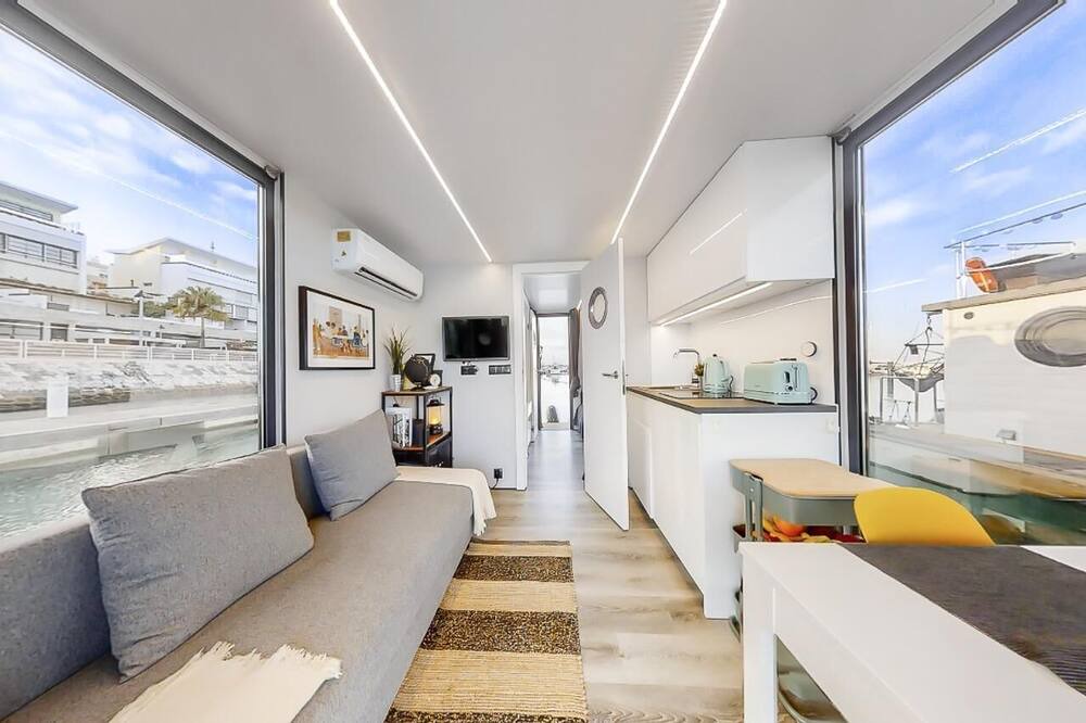 Photo of Livingroom in Parque das Nacoes