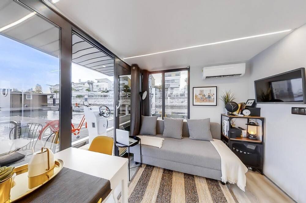Photo of Livingroom in Parque das Nacoes