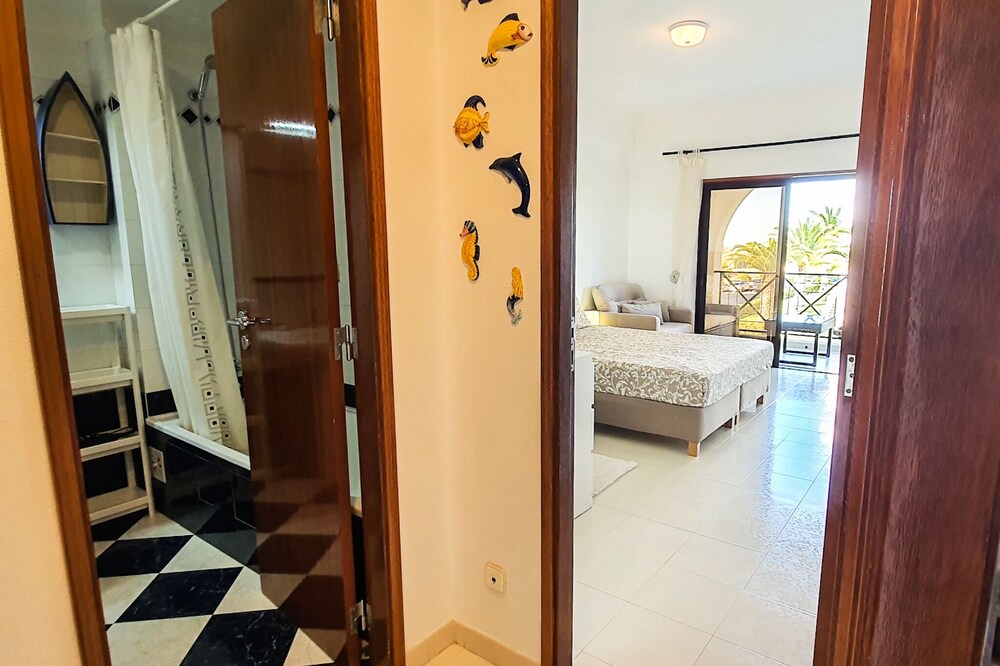Photo of Bedroom in Alporchinhos
