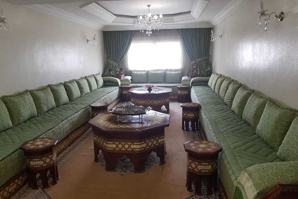 Photo of Livingroom in SOUR JDID