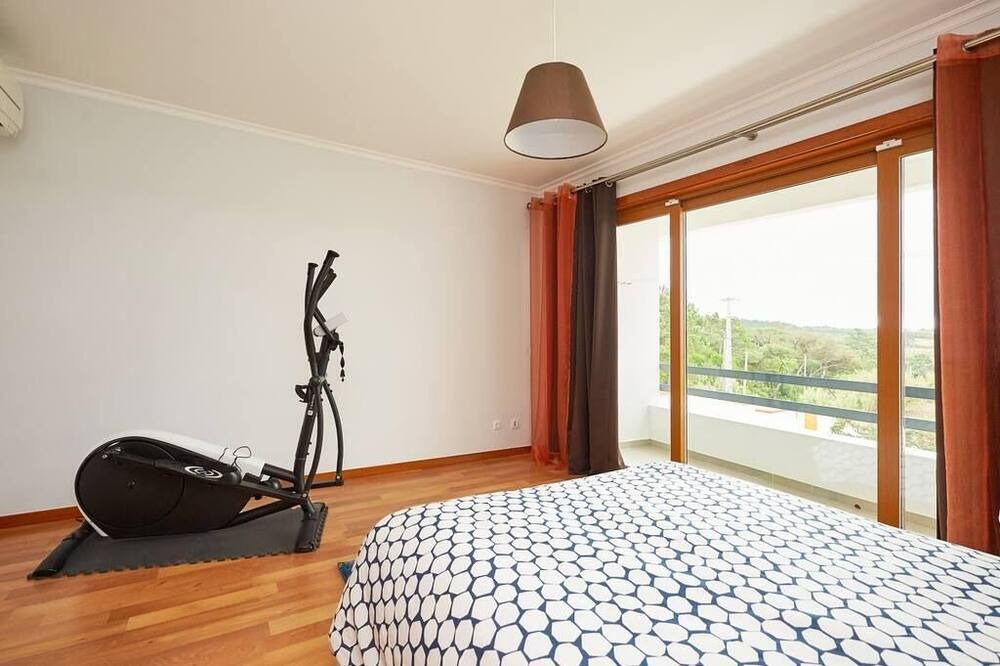 Photo of Bedroom in Magoito