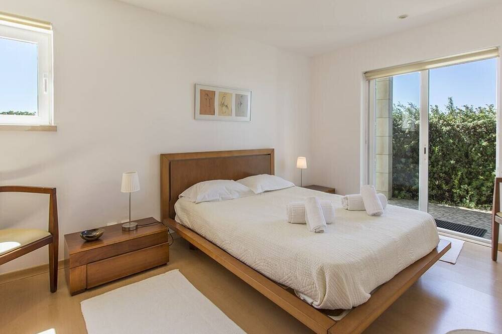 Photo of Bedroom in Azoia