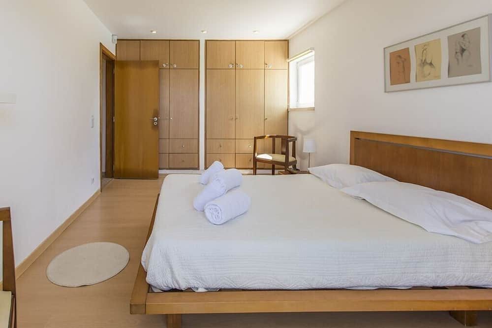 Photo of Bedroom in Azoia