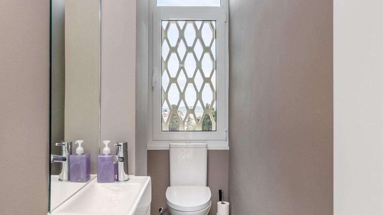 Photo of Bathroom in Lisbon Old Town