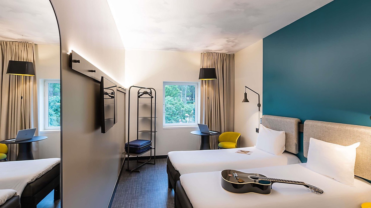 Photo of Bedroom in Linda-a-Velha