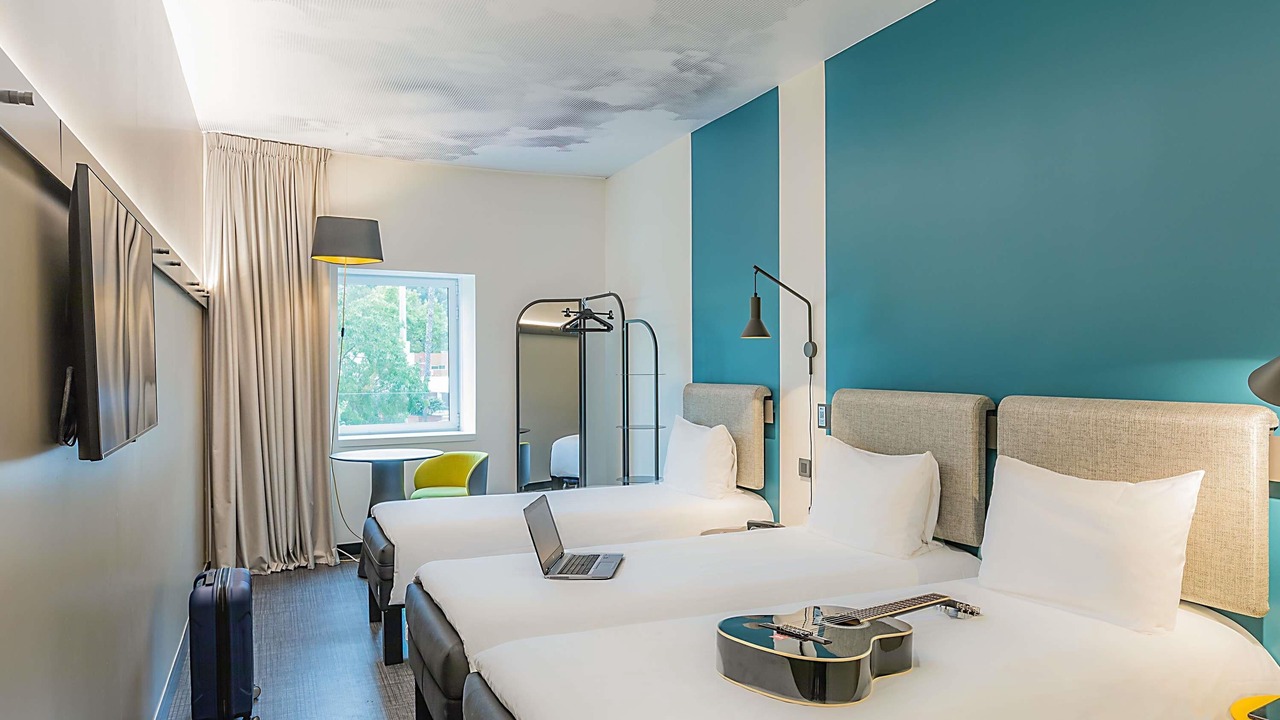 Photo of Bedroom in Linda-a-Velha