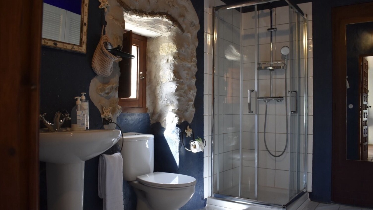 Photo of Bathroom in Benimantell