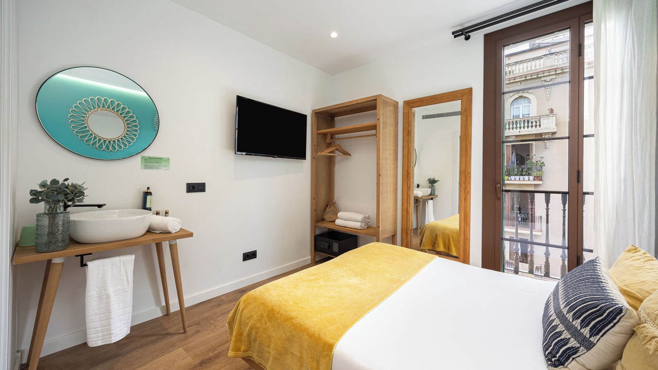 Photo of Bedroom in El Poble-sec
