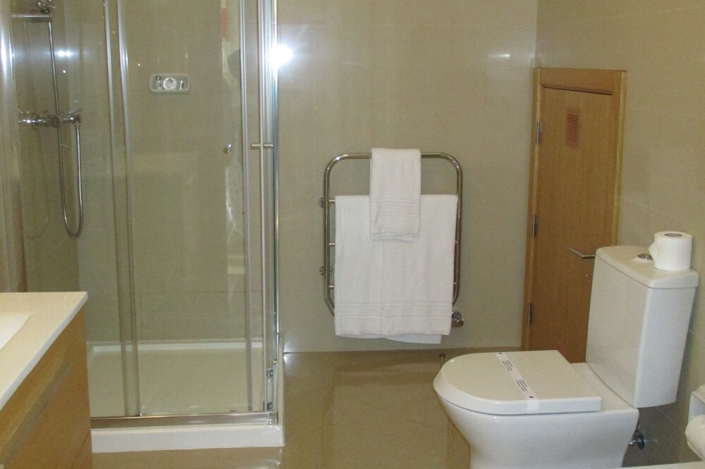 Photo of Bathroom in Atalaia