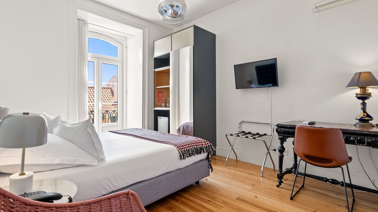 Photo of Bedroom in Baixa