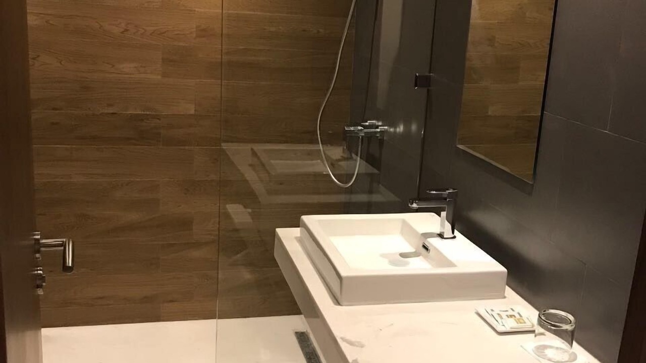 Photo of Bathroom in Gauthier