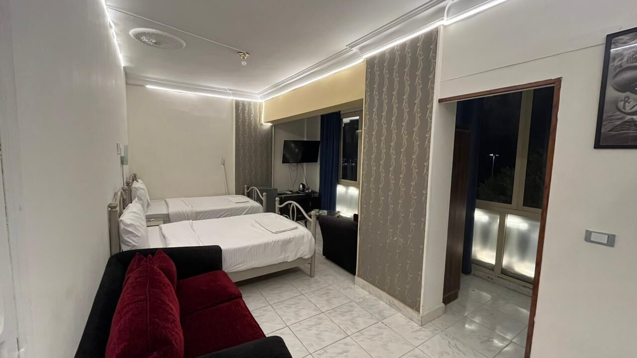 Photo of Bedroom in Pyramids Gardens