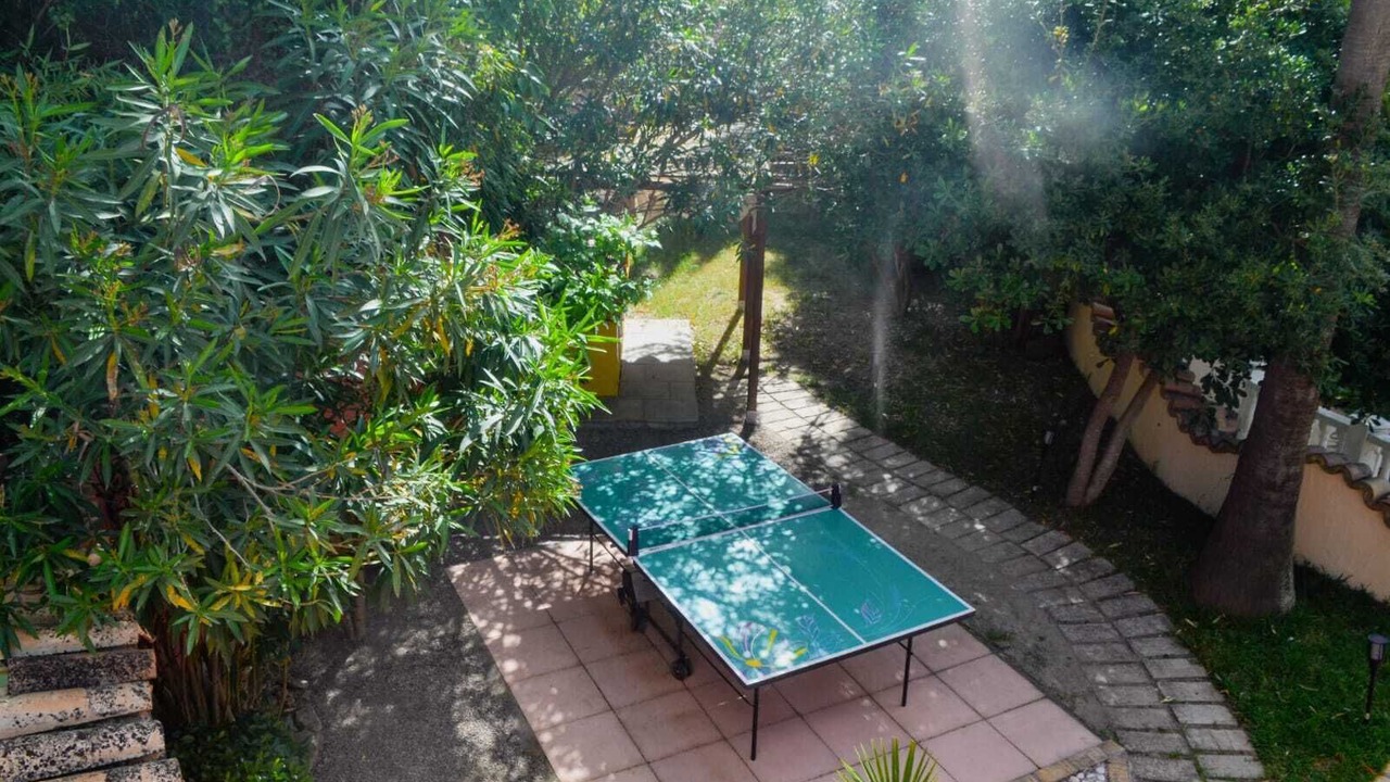 Photo of Outdoor in Genoves