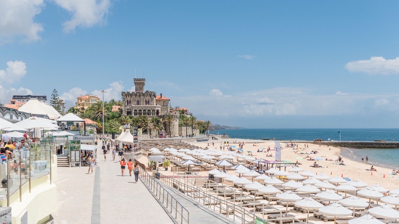 Photo of Others in Estoril