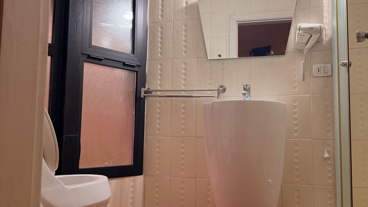 Photo of Bathroom in Aley