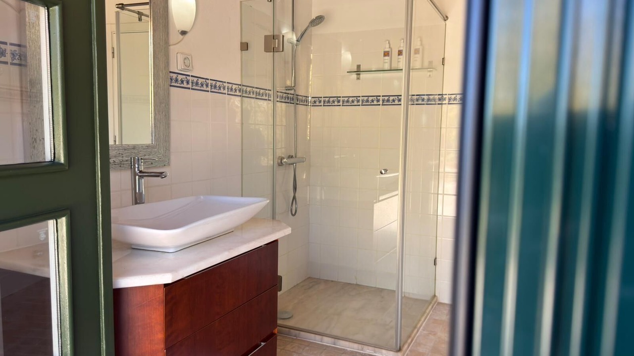 Photo of Bathroom in Melides