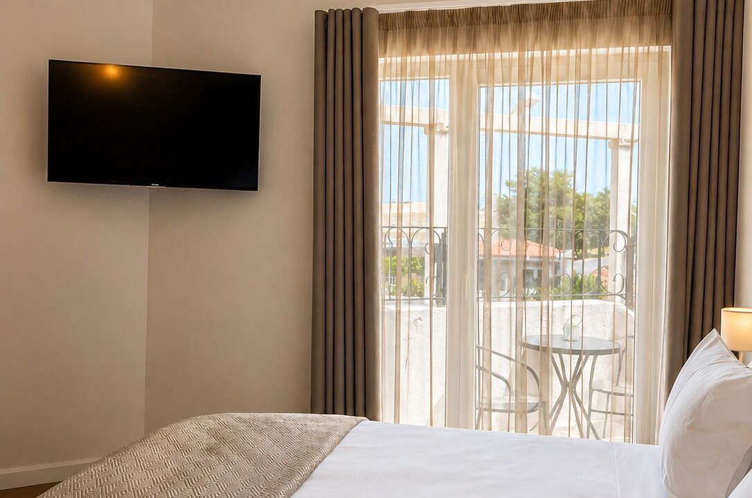 Photo of Bedroom in Funchalinho