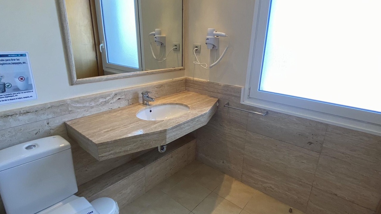 Photo of Bathroom in Calafat