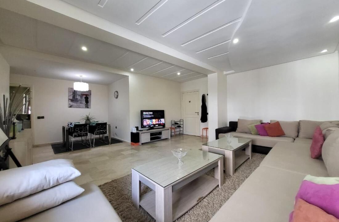 Photo of Livingroom in LA GIRONDE
