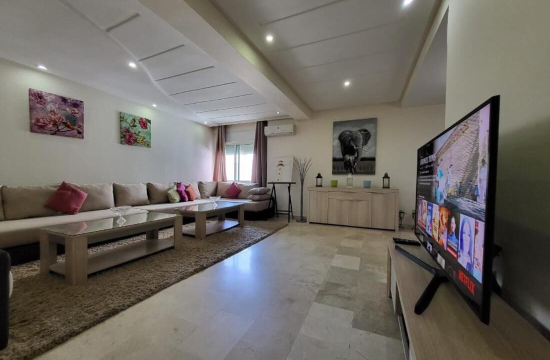 Photo of Livingroom in LA GIRONDE