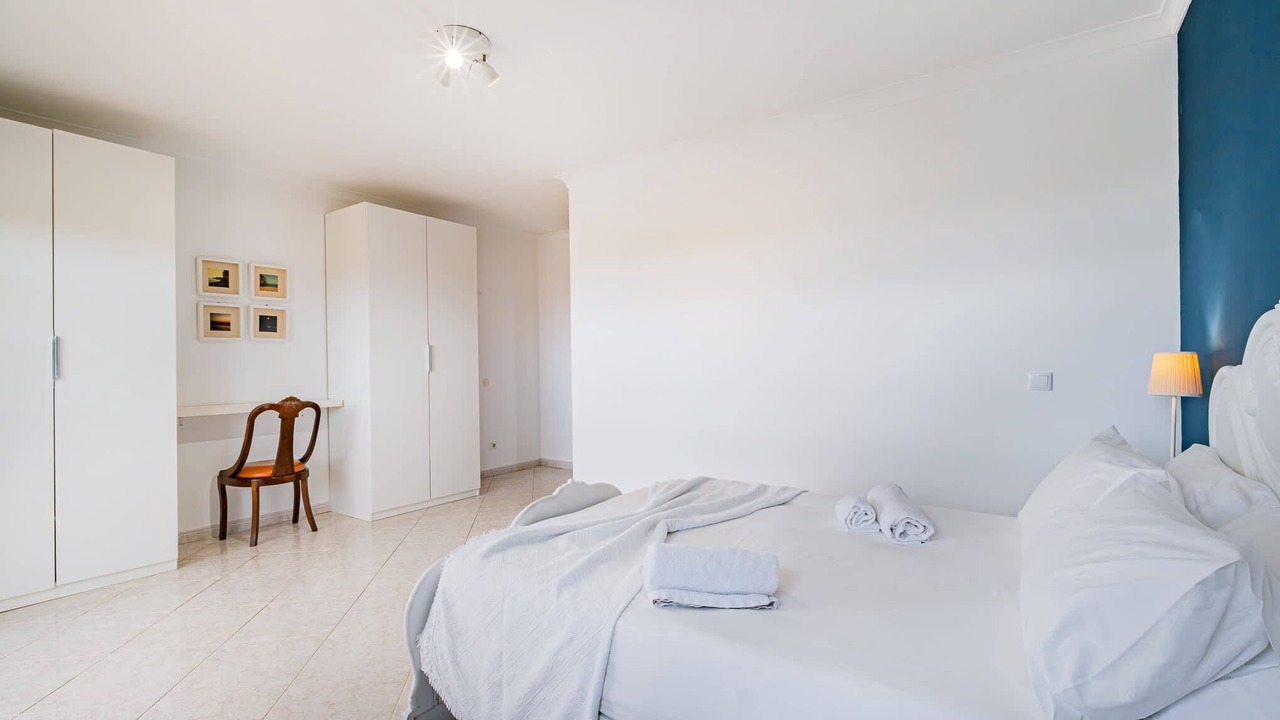 Photo of Bedroom in Vale de Parra